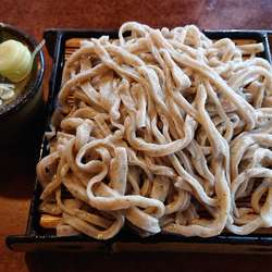 大もりそば　６００円