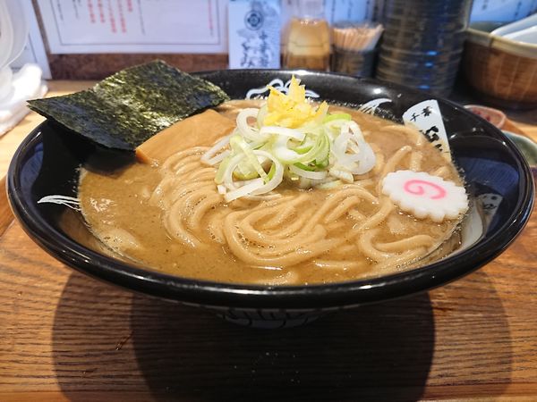 「中華そば＋特選全部乗せトッピング＋辛味」@中華蕎麦 とみ田の写真