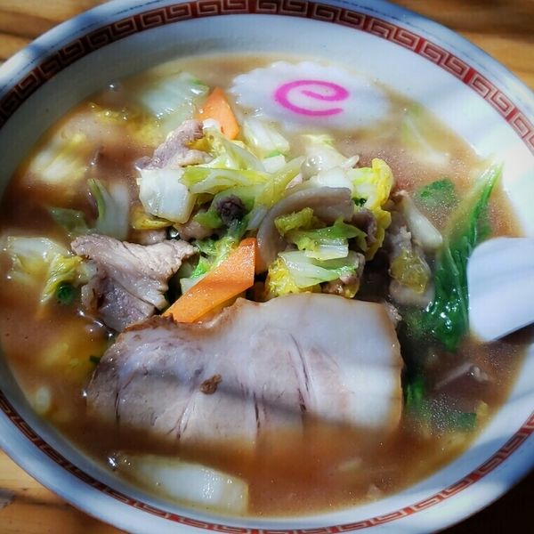 「大黒らーめん ７００円」@めん屋大黒 笠原店の写真