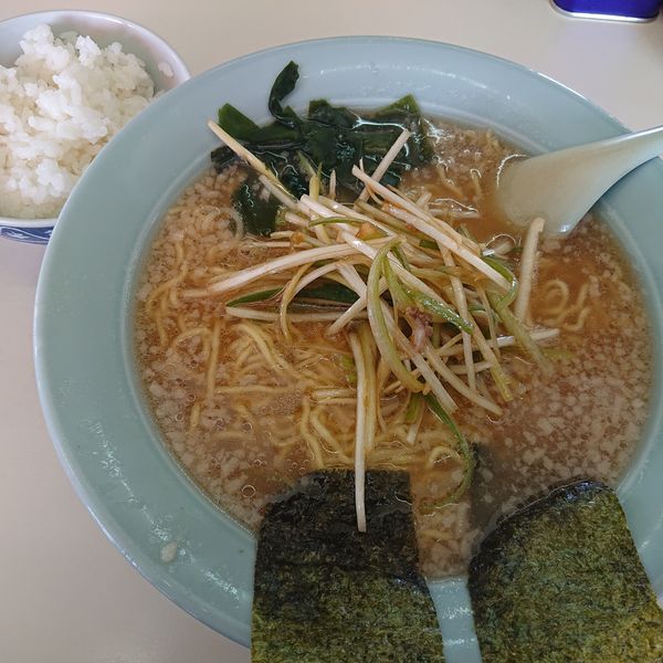「ネギラーメン750円、半ライス100円」@ラーメンショップ 小諸店の写真