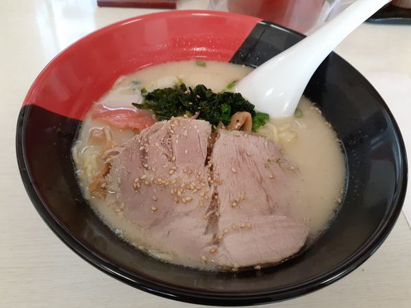 「アゴ出汁らーめん,替玉赤麺」@西海製麺所 稲城若葉台店の写真