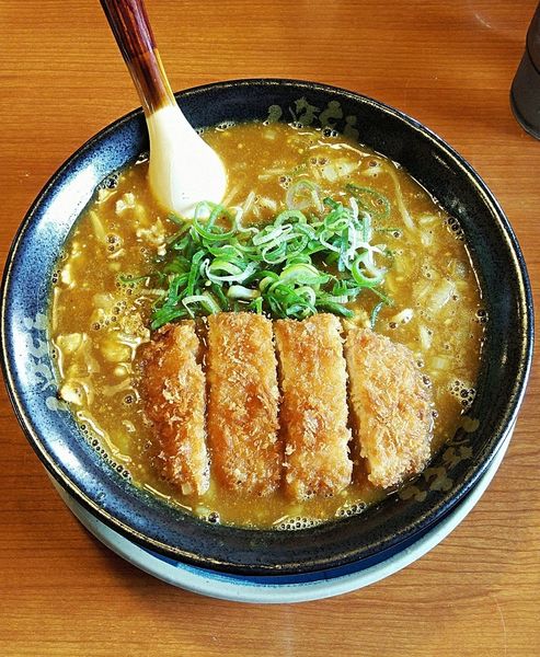 「カツカレーらーめん 920円」@総本家 しなとら 半田店の写真