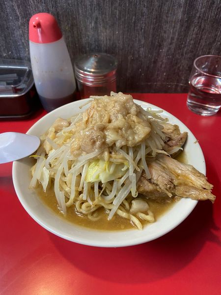 「中ラーメン」@ラーメン山崎の写真