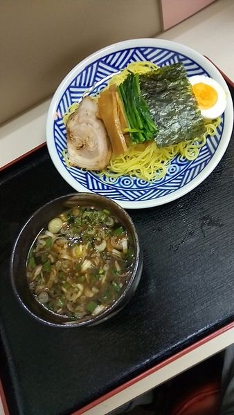 「つけ麺（中盛・油少なめ）６００円」@中華料理 ひろしの写真