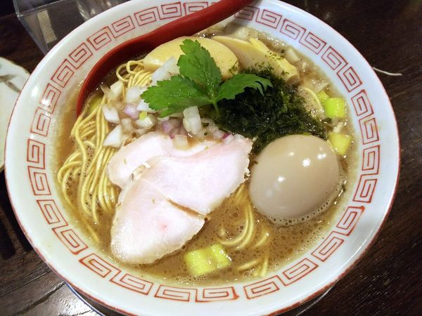 「濃厚煮干そば＋自家製麺の煮干和え玉」@立ち呑み居酒屋 金町製麺の写真