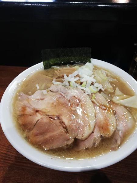 「半チャーシューメン　900円」@ラーメン社井田の写真
