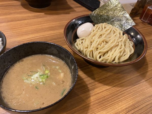 「濃厚魚介つけ麺＋味玉」@横浜家系ラーメン 道三家の写真