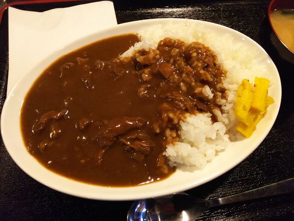 「カレーライス　560円」@や郷の写真