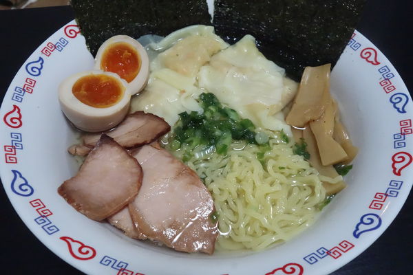 「ほたて塩+海老ワンタン」@熊さん麺ショップの写真