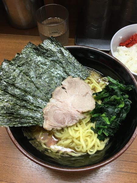 「中盛　のりトッピング」@横浜らーめん 初代 常翔家の写真