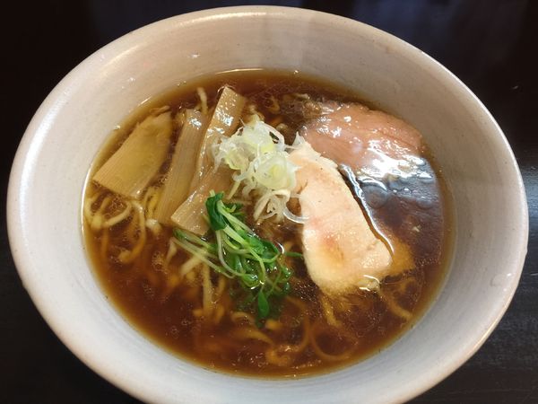 「醤油らーめん」@らーめん奏の写真