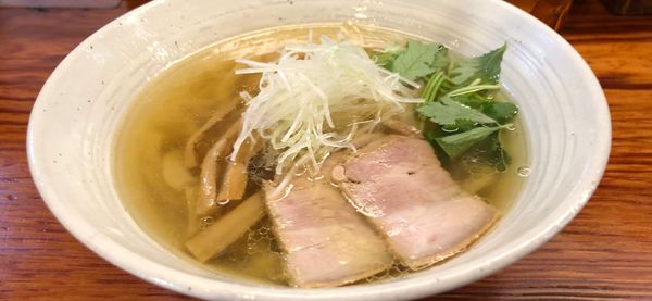 「塩ラーメン 大盛」@純手打ち 麺と未来の写真