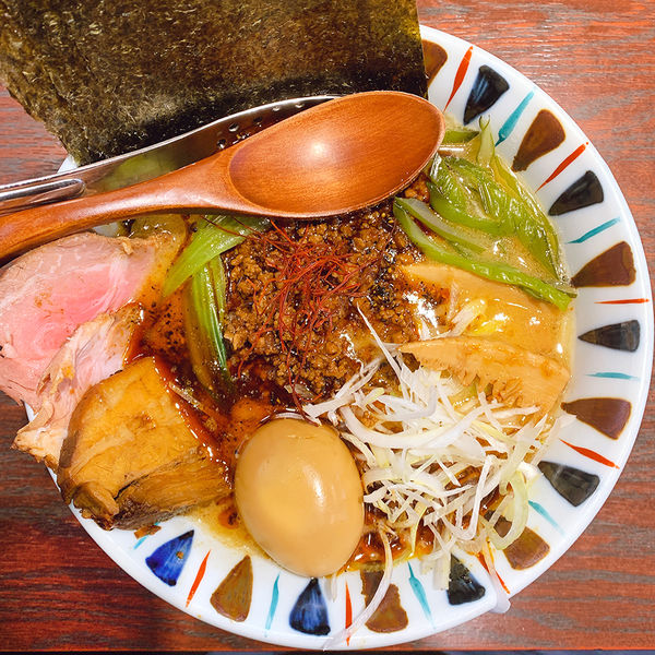 「担々麺 全部のせ」@七志 渋谷道玄坂店の写真