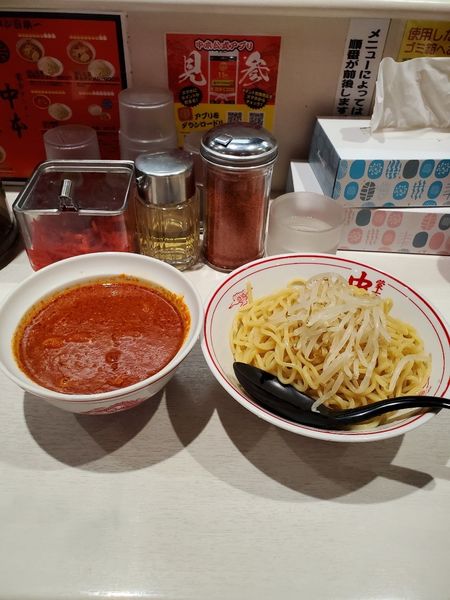 「冷やし味噌　大盛　辛さ3倍」@蒙古タンメン 中本 東池袋店の写真
