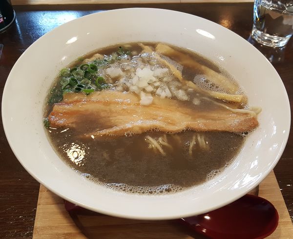 「濃厚煮干しラーメン」@ラーメンは好きですかの写真