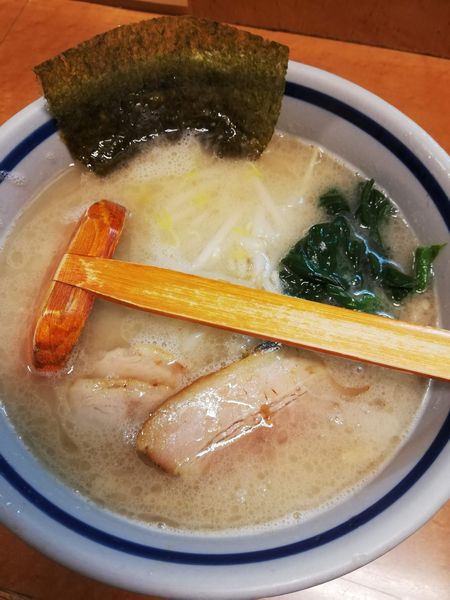 「背脂入りらーめん」@麺友 一誠の写真