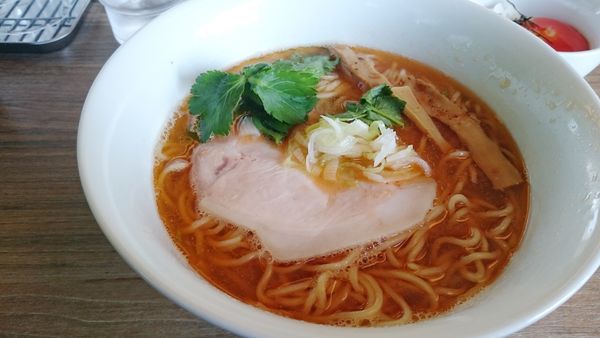 「三位一体（真鯛×海老×蛤）900円」@中華そば 和渦 TOKYOの写真