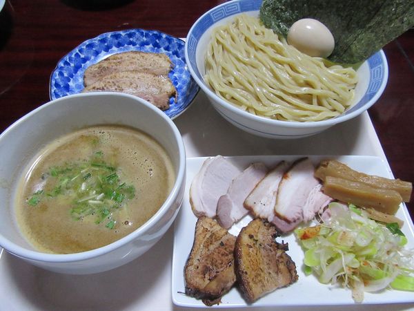「吉辰すたいる特製つけ麺（１１００円）＋中盛　※テイクアウト」@龍ヶ崎 中華蕎麦 吉辰の写真