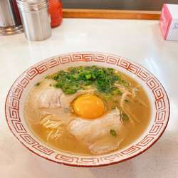 ラーメン　生玉子