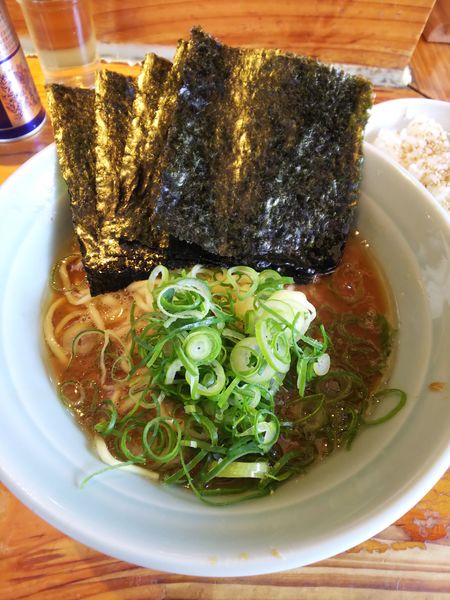 「朝ラー のり増し５枚 固め濃いめ多め」@横浜ラーメン 武蔵家 大井町店の写真
