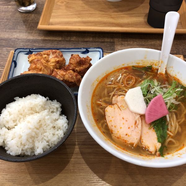 「鶏と大山とり辛塩そば唐揚げセット」@麺処 禅の写真