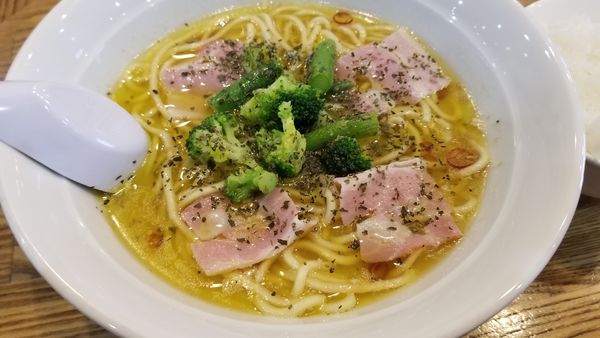 「豚骨ペペロンチーノ 並」@らあめん 万咲 松本店の写真