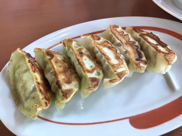 「ハーフ&ハーフ餃子　240円」@幸楽苑 泉区役所前店の写真