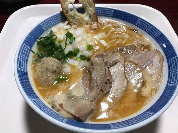 「鶏そばえび風味（８５０円）※テイクアウト」@はりけんラーメン 南店の写真
