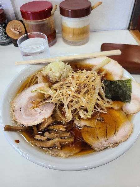 「ネギバラチャーシュー大盛り」@みんみんラーメンの写真