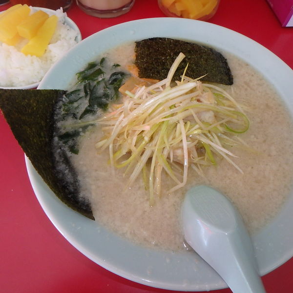 「ネギラーメン (720円)、半ライス(120円)」@ラーメンショップ 境店の写真