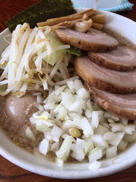 「背脂煮干しラーメン」@麺処いろ葉の写真