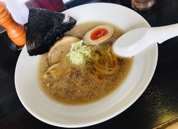 「鯛だし醤油こってり」@麺舞 杉のやの写真