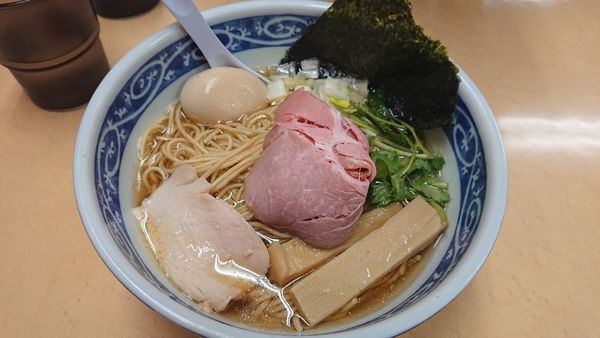 「煮干しそば 白湯」@中華そば よしかわの写真