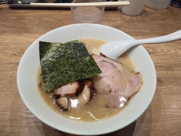 「半ちゃーしゅー」@らーめん専門店 小川 高幡不動店の写真