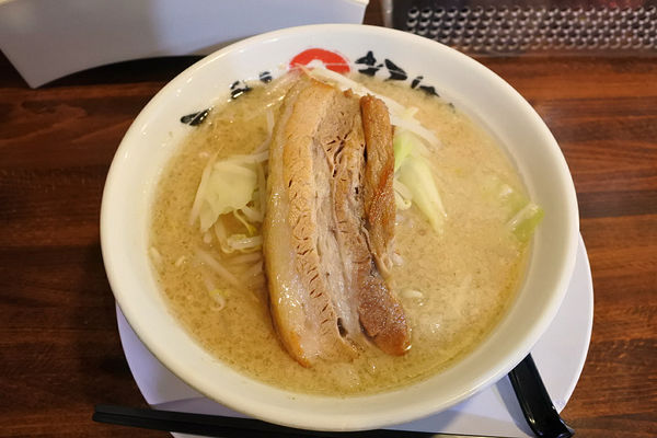 「男気小盛￥８３０」@まるはち 春日井店の写真