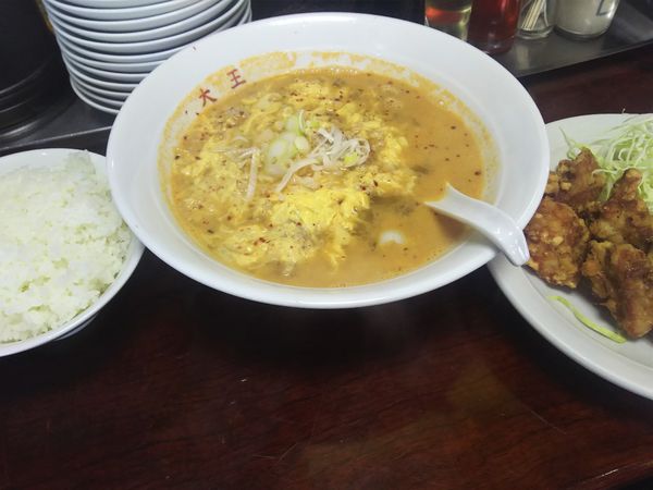 「タンタンメン（塩味）￥550＋唐揚げ定食￥450」@藤山屋の写真