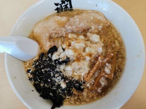 「中華そば」@王道!! 背脂煮干中華そば 潤の写真