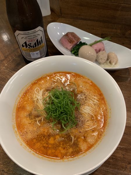 「担担麺＋特製トッピング  ビール」@創作麺工房 鳴龍の写真