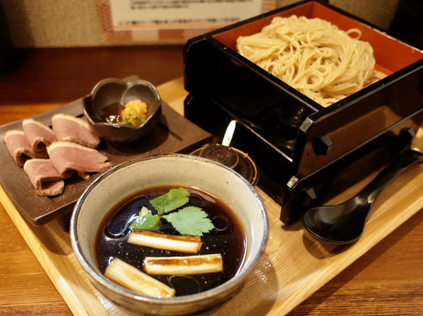 「‪‪あっさり醤油の鴨つけそば…950円」@麺家 半蔵の写真