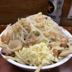 ラーメン小麺マシ