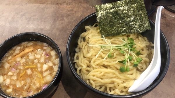 「濃厚つけそば880太ちぢれ麺大盛りサービス」@NOODLE VOICEの写真