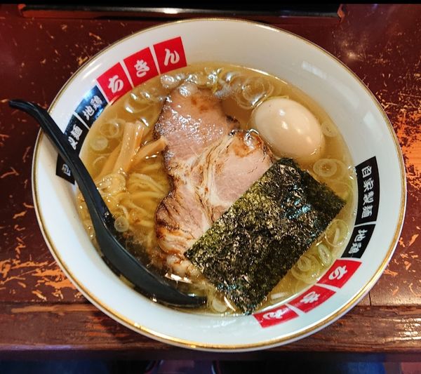 「塩らーめん」@地鶏らーめん ちきんの写真
