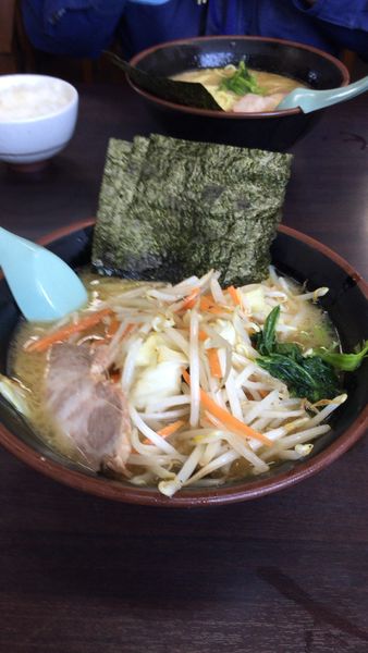 「やさいラーメン」@とんぱた亭 三枚町店の写真