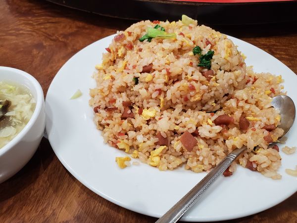 「梅肉炒飯」@華成楼の写真