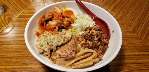 「納豆キムチあぶらぁめん」@辛しやの写真