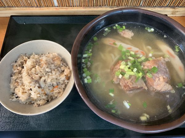 「ナンコツソーキそば 550円」@三丁目そばの写真