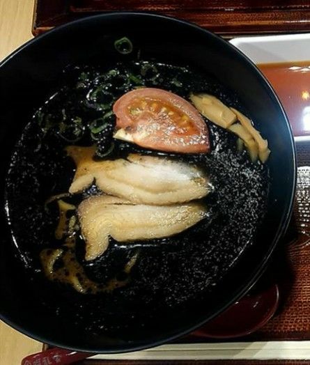 「鈴鹿墨味噌ラーメン」@鈴鹿らーめん 啜乱会の写真