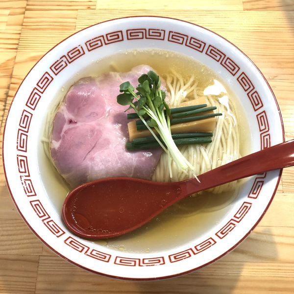 「(竹) 中華そば 白醤油 ￥750」@自家製麺 くろ松の写真