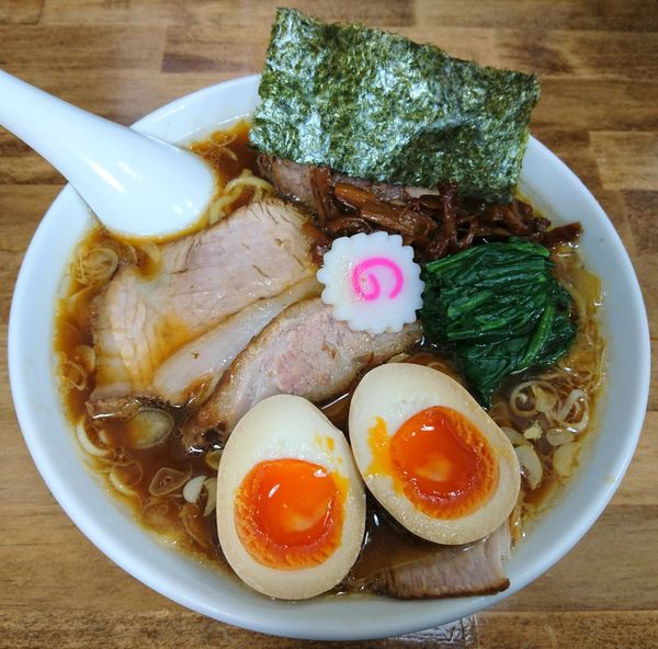 「しょうゆラーメン＋味玉」@オランダ軒の写真