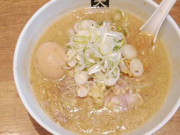 「味噌らーめん＋煮玉子」@大島の写真